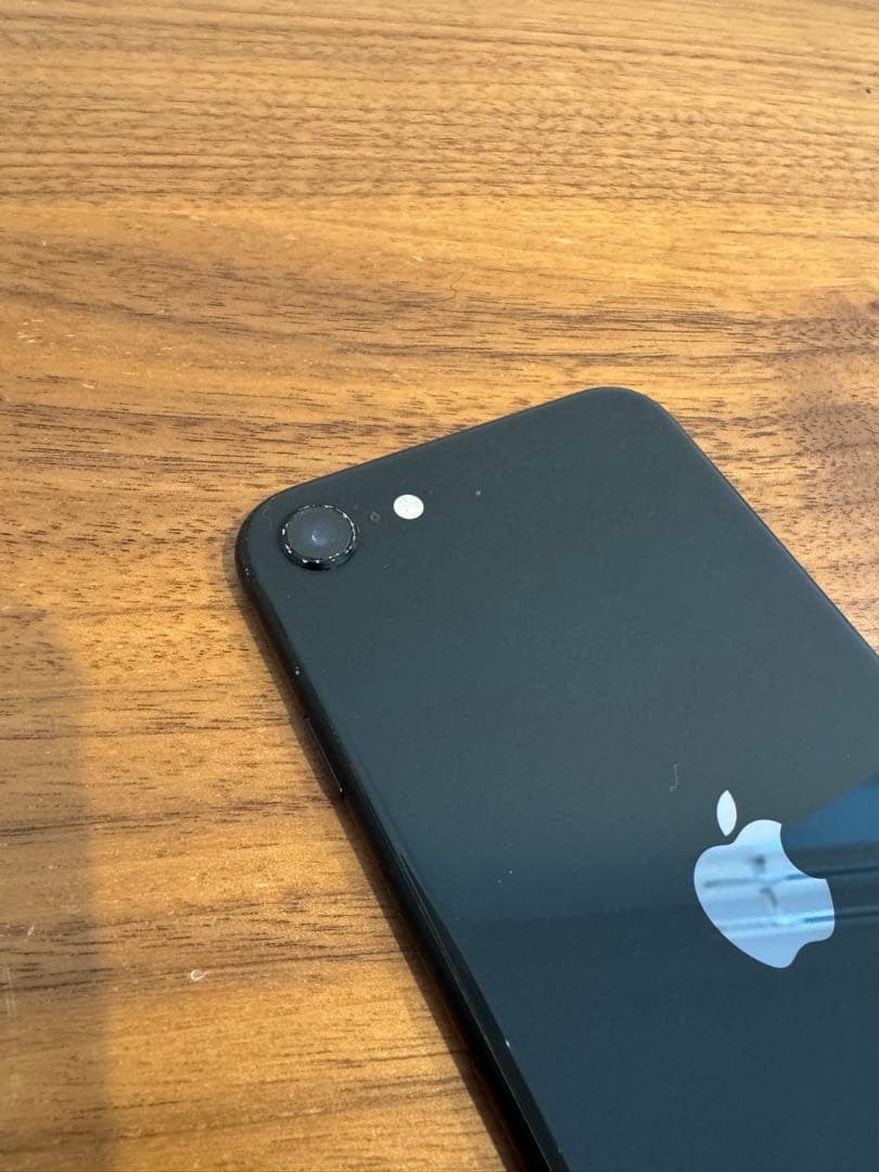 iPhoneSE 第2世代(SE2) ブラック 64GB SIMロック解除済み