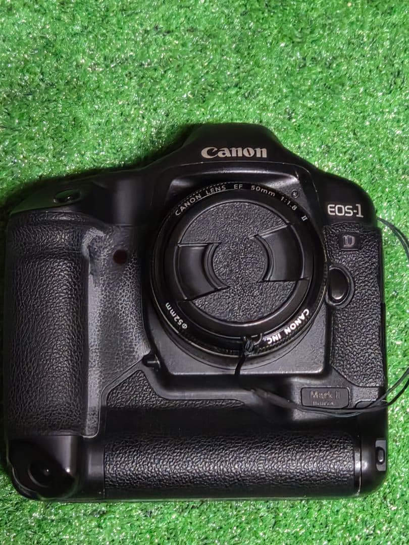 【ジャンク扱い】Canon EOS-1D Mark II ＋ レンズ3本セット