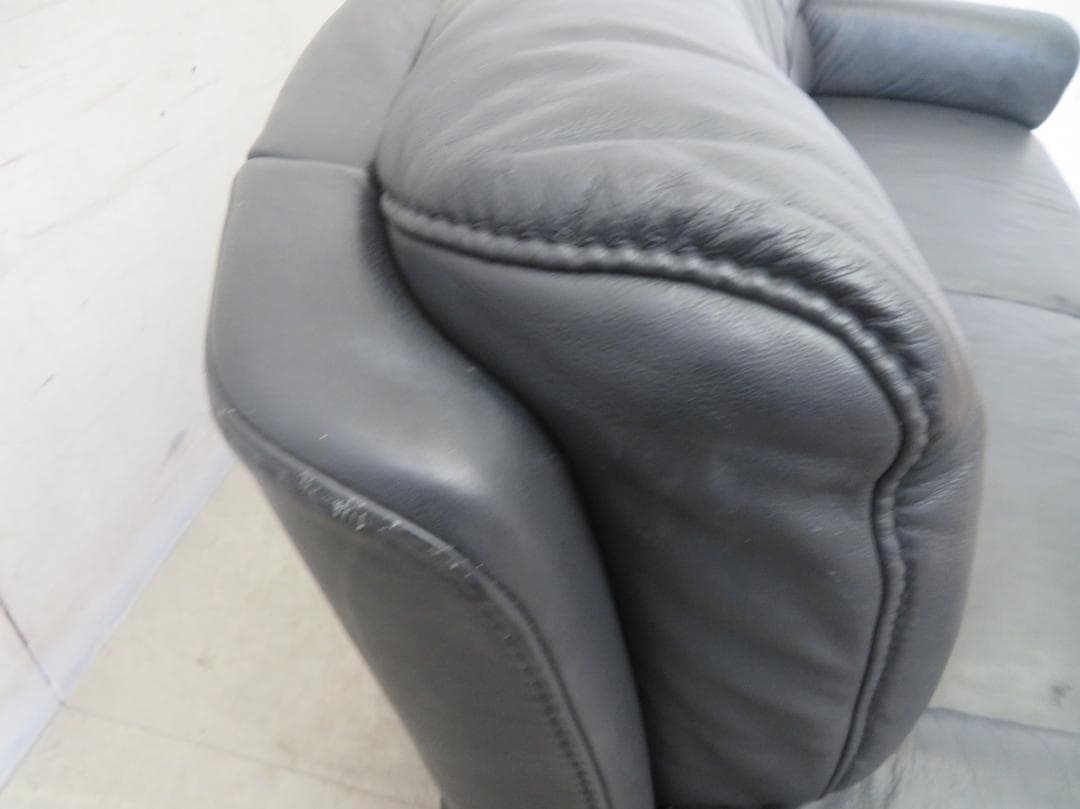 総革■IDC大塚家具■ドイツ■ヒモラ■ベルク■3人掛けソファ■27.8万円■