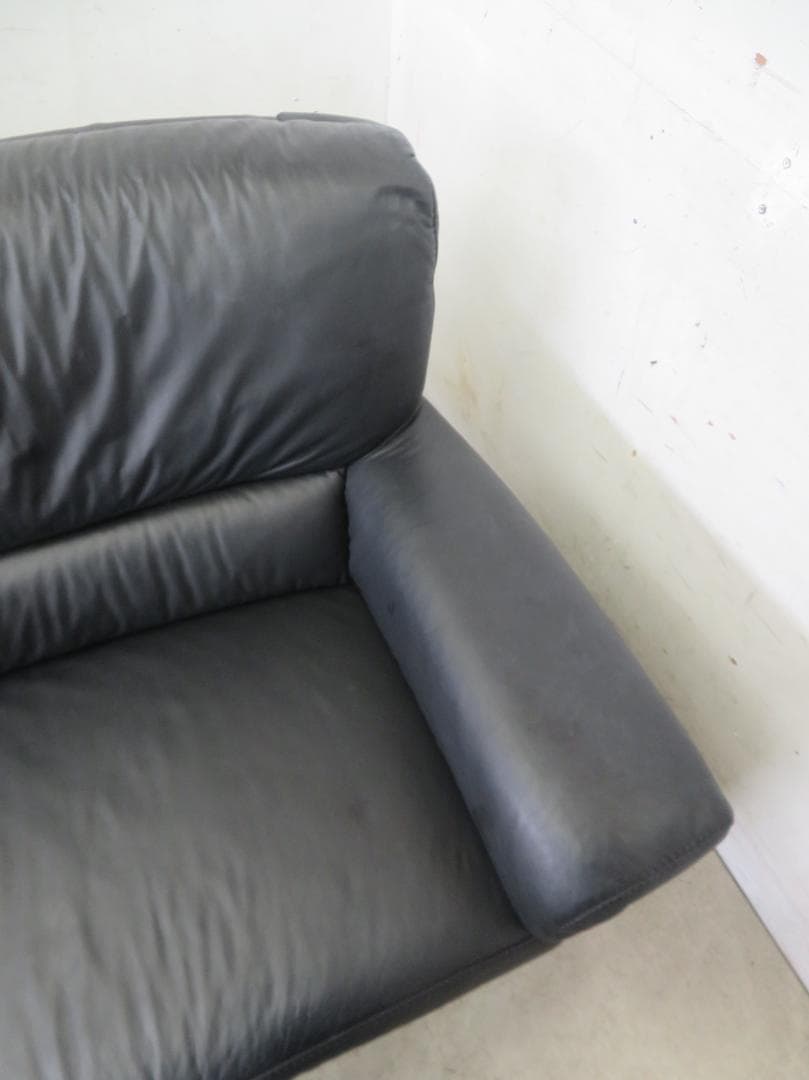 総革■IDC大塚家具■ドイツ■ヒモラ■ベルク■3人掛けソファ■27.8万円■