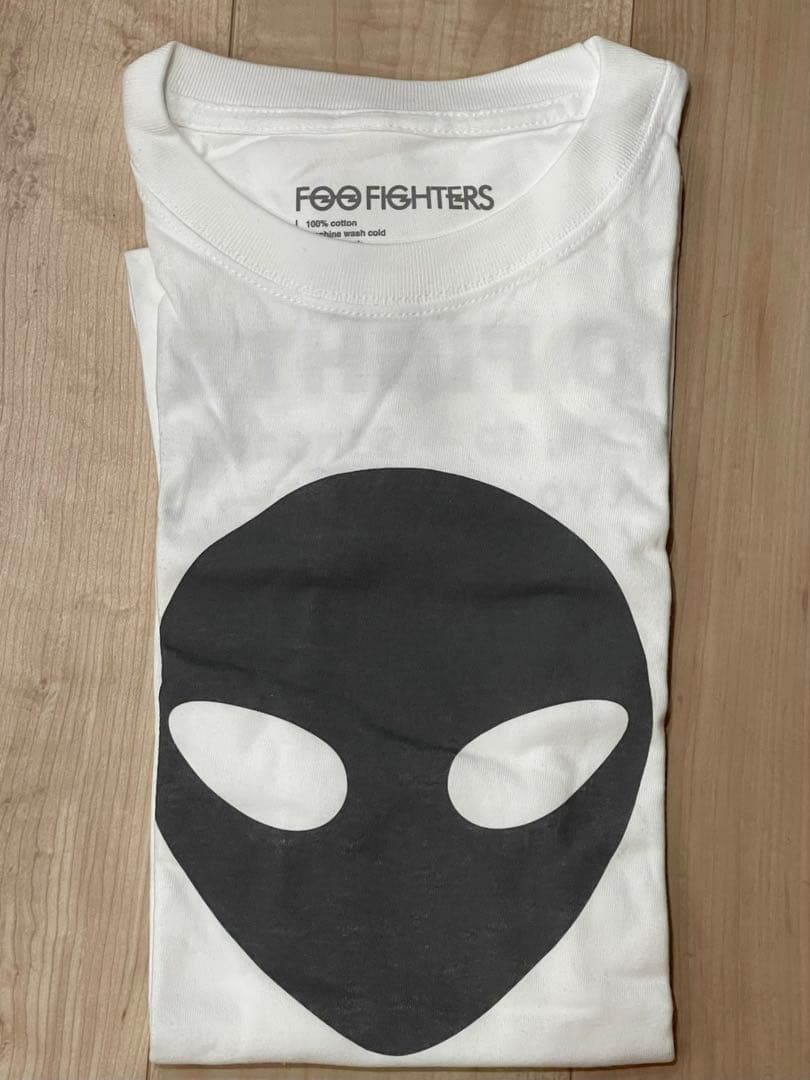 新品FOO FIGHTERS LIVE IN 2025 エイリアンTシャツ L