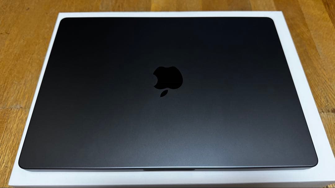 MacBook Pro M4 512GB（日本語キーボード）