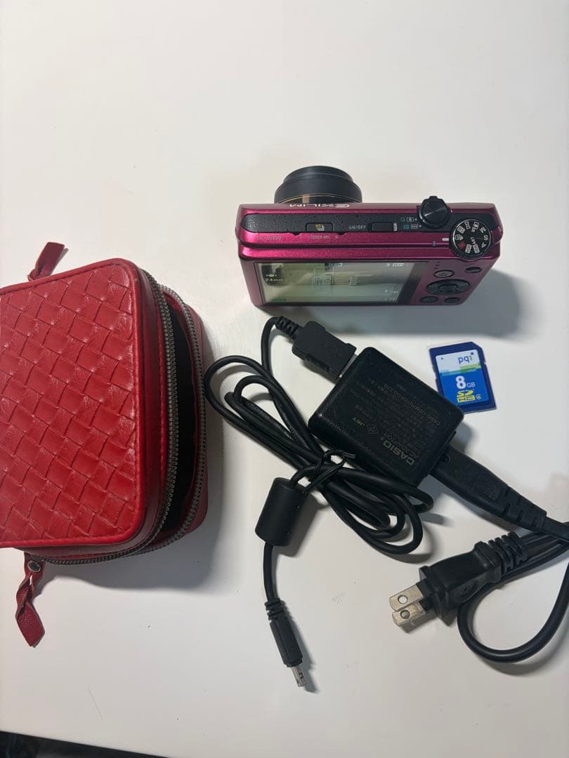 カシオ CASIO EXILIM EX-ZR200 ケース＋SDカード8G付き