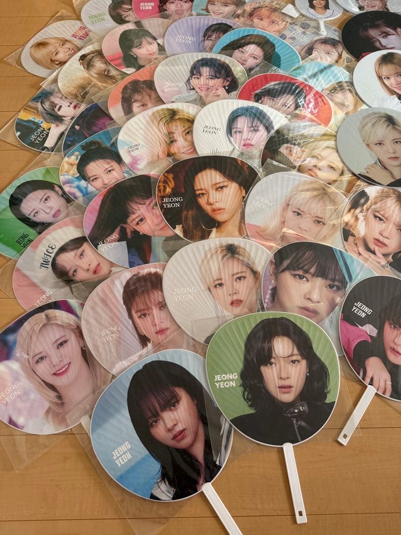 TWICE うちわ 写真のもの全てつきます42枚
