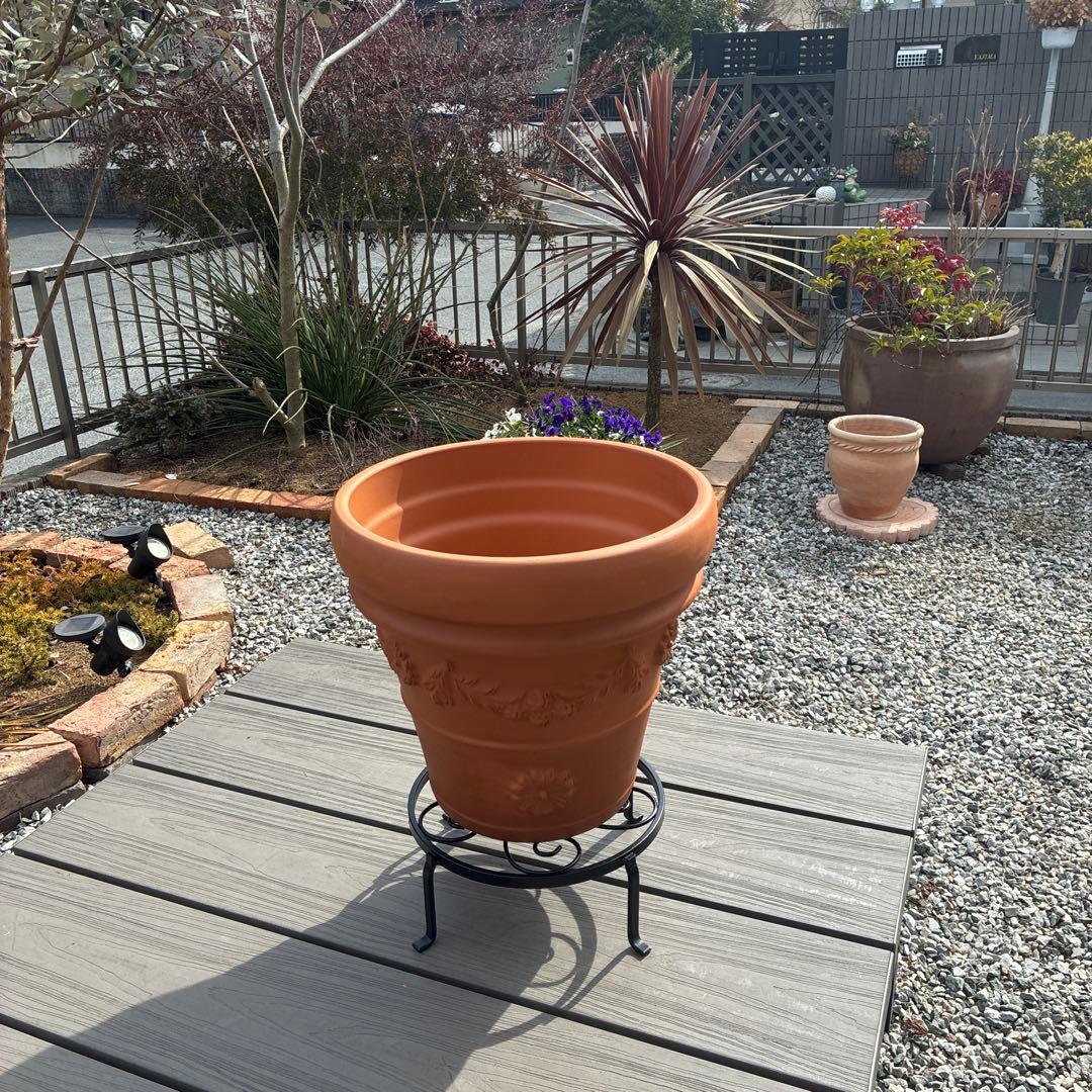 イタリア製テラコッタ11号テラコッタ植木鉢 模様付き