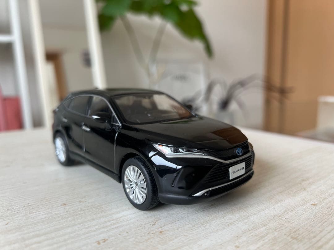 ハリアー ミニカー 3台セット 黒・白・銀