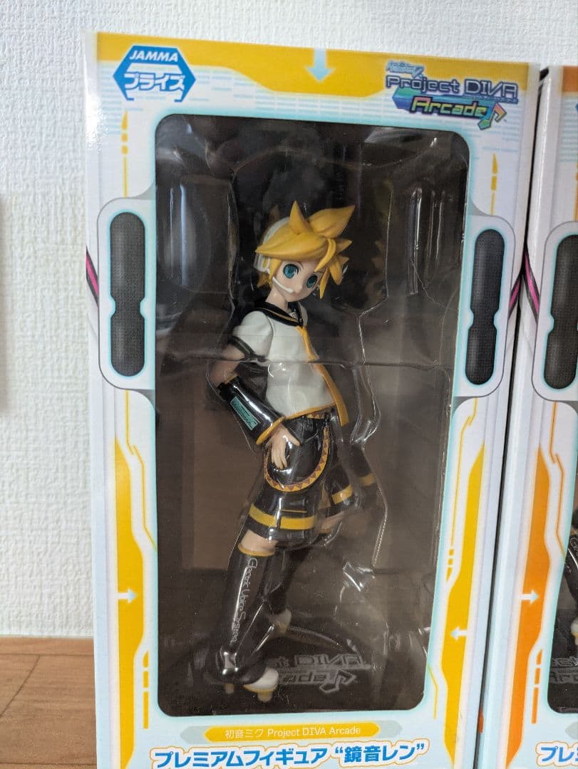鏡音レン　鏡音リン　Project DIVA プレミアムフィギュア　２種