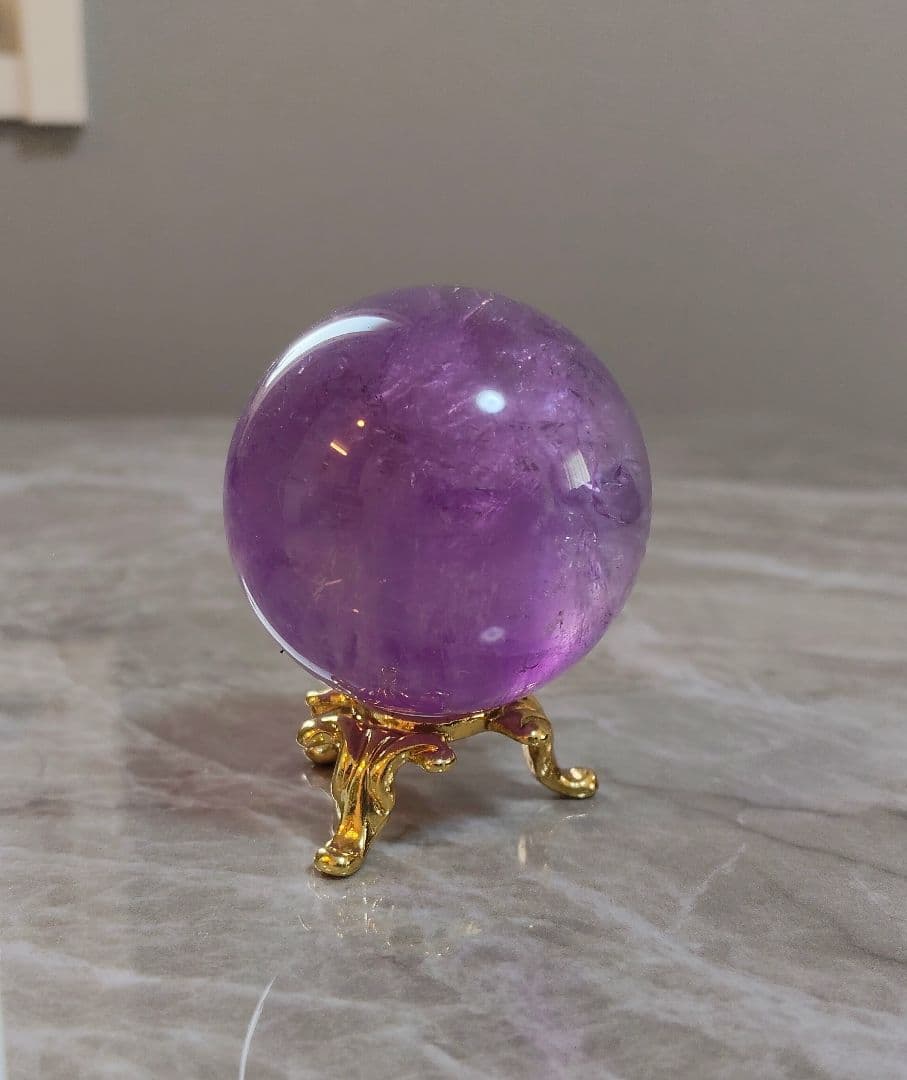 【最高峰】超希少！濃紫の輝き！ブラジル産 アメシスト丸玉（台座付）