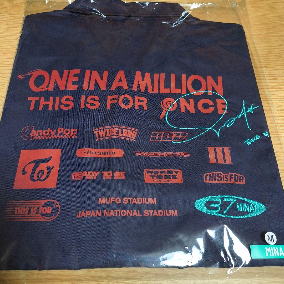 TWICE THIS IS FOR WORLD TOU 国立 シャツミナMサイズ