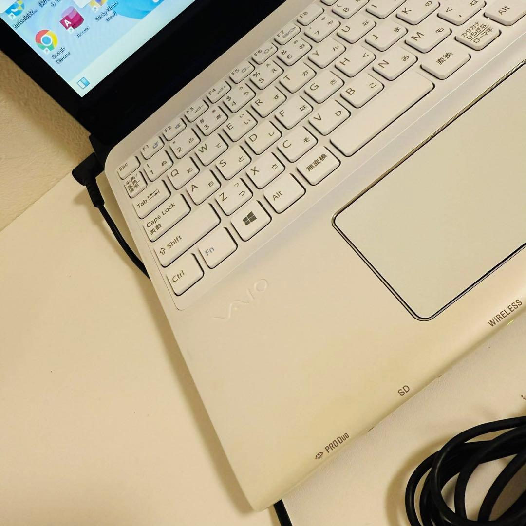 Y213 SonyVaioノートパソコンi7 WEBカメラSSD高速Win11