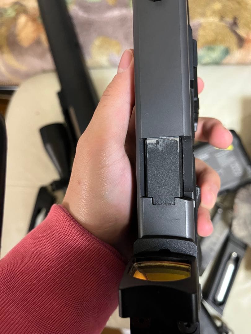 トイガン Carbon8 striker9