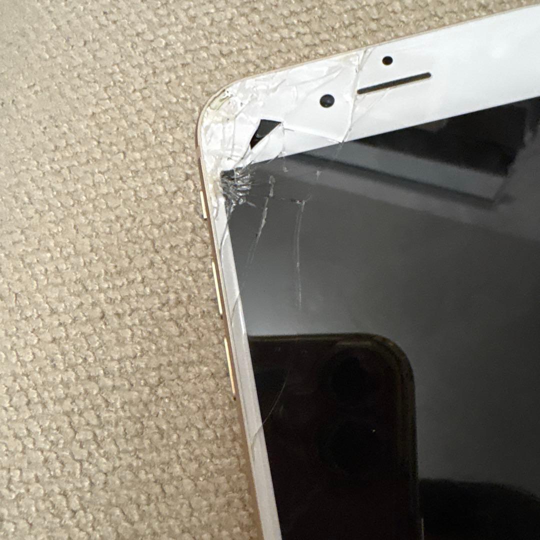 スマートフォン本体 Apple iPhone 8 64GB