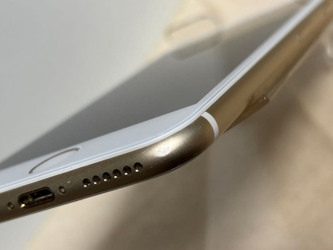 【訳あり】iPhone6s 64GB SIMフリー バッテリー新品交換済み！