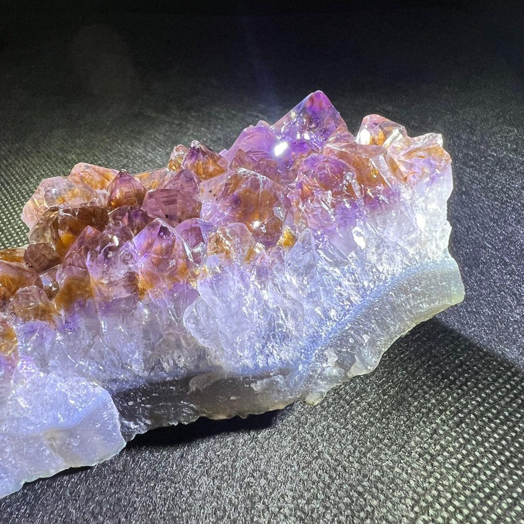 ブラジル産　ゲーサイト共生　アメジストエレスチャル