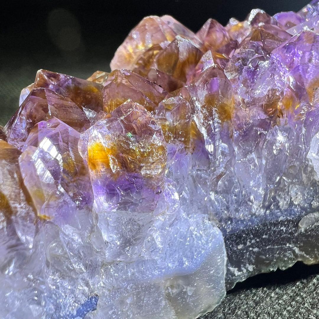 ブラジル産　ゲーサイト共生　アメジストエレスチャル