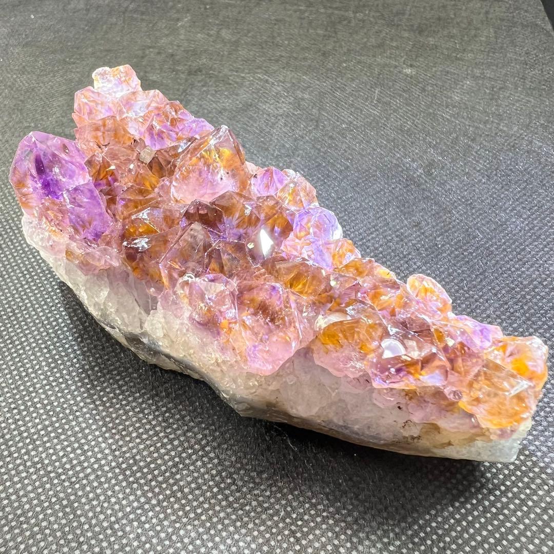 ブラジル産　ゲーサイト共生　アメジストエレスチャル