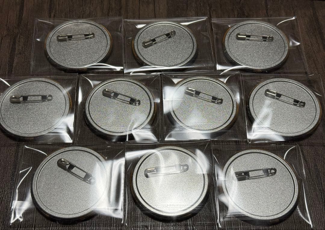 レオナ・キングスカラー ツイステ ブレイジングジュエル ブレジュ 缶バッジ