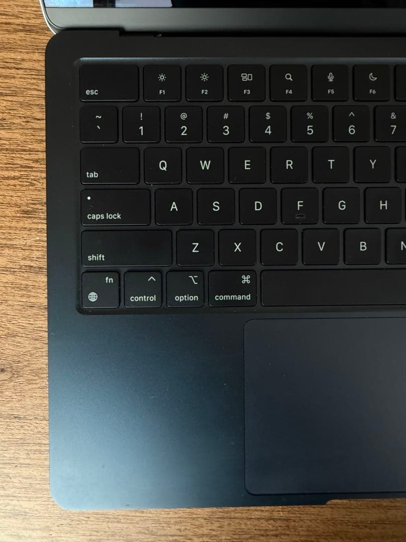 MacBook Air M2 8GB 256GB MLY33J/A US配列