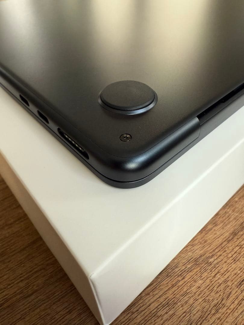 MacBook Air M2 8GB 256GB MLY33J/A US配列