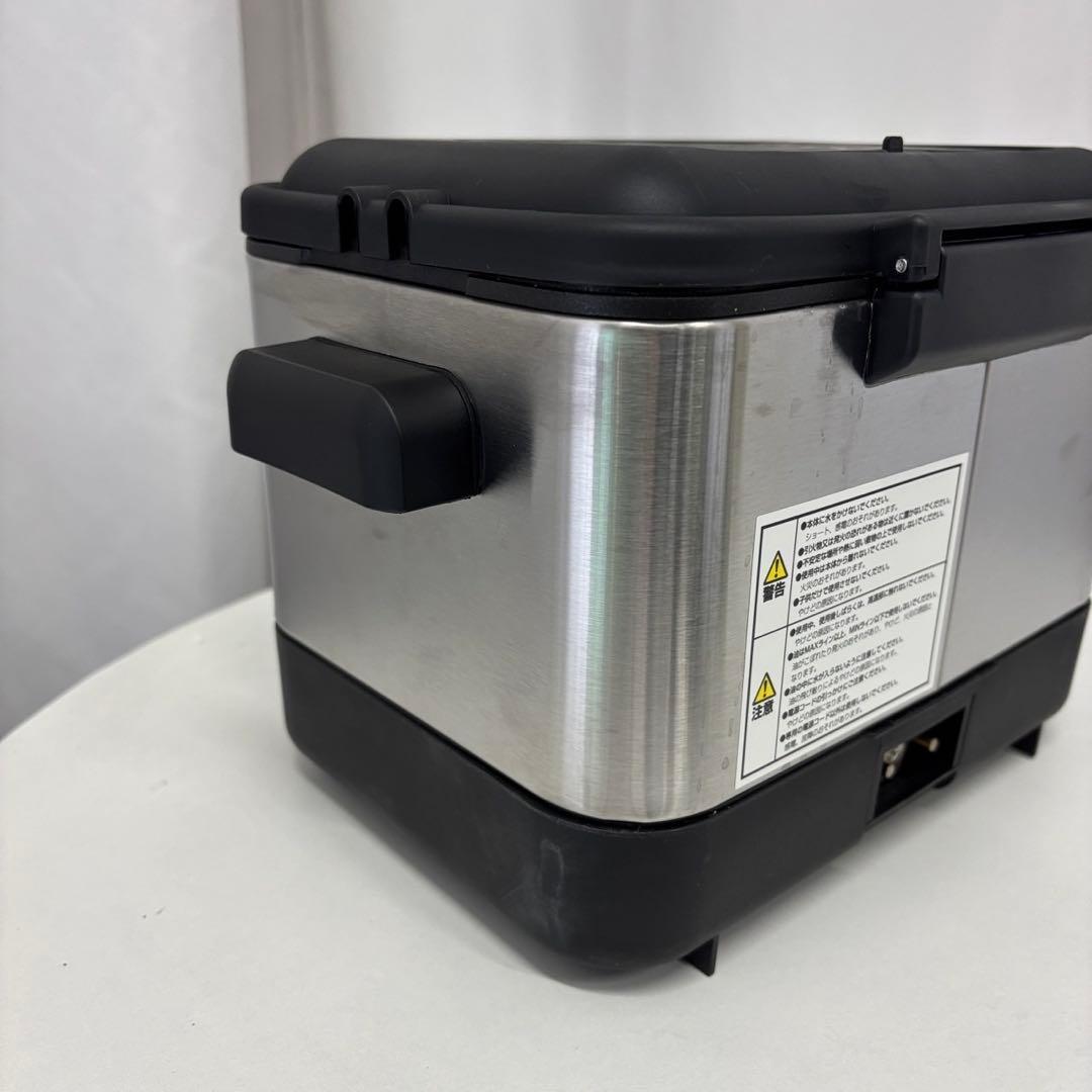 93　未使用展示品　クイジナート deep　fryer　ディープフライヤー