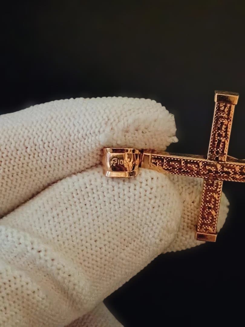 AVALANCHE（アヴァランチ）NG10K クロスペンダント