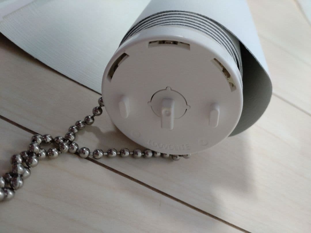 ロールスクリーン 1級遮光 アイボリー