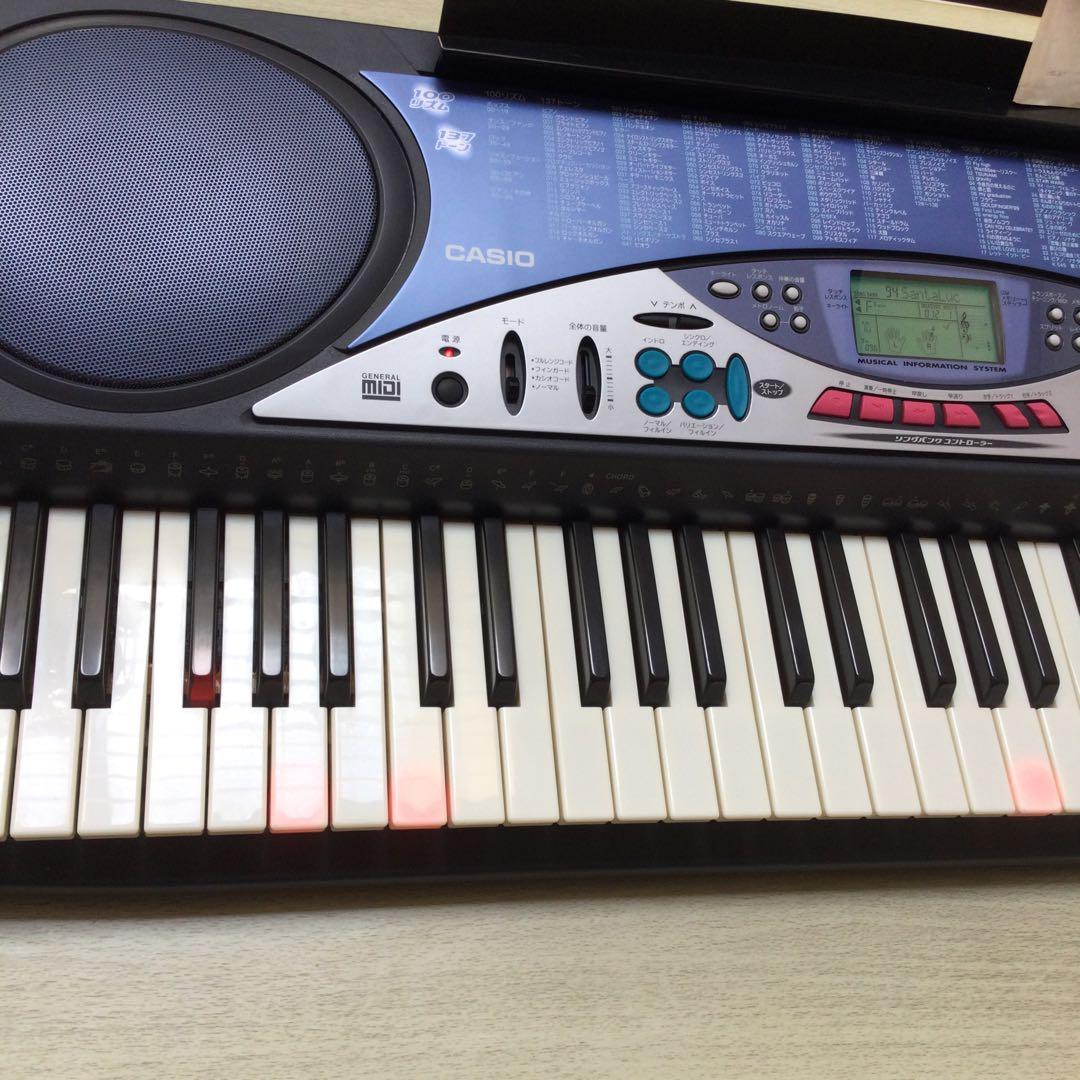 CASIO カシオ　光ナビゲーション　電子キーボード 61鍵　ピアノ自動伴奏