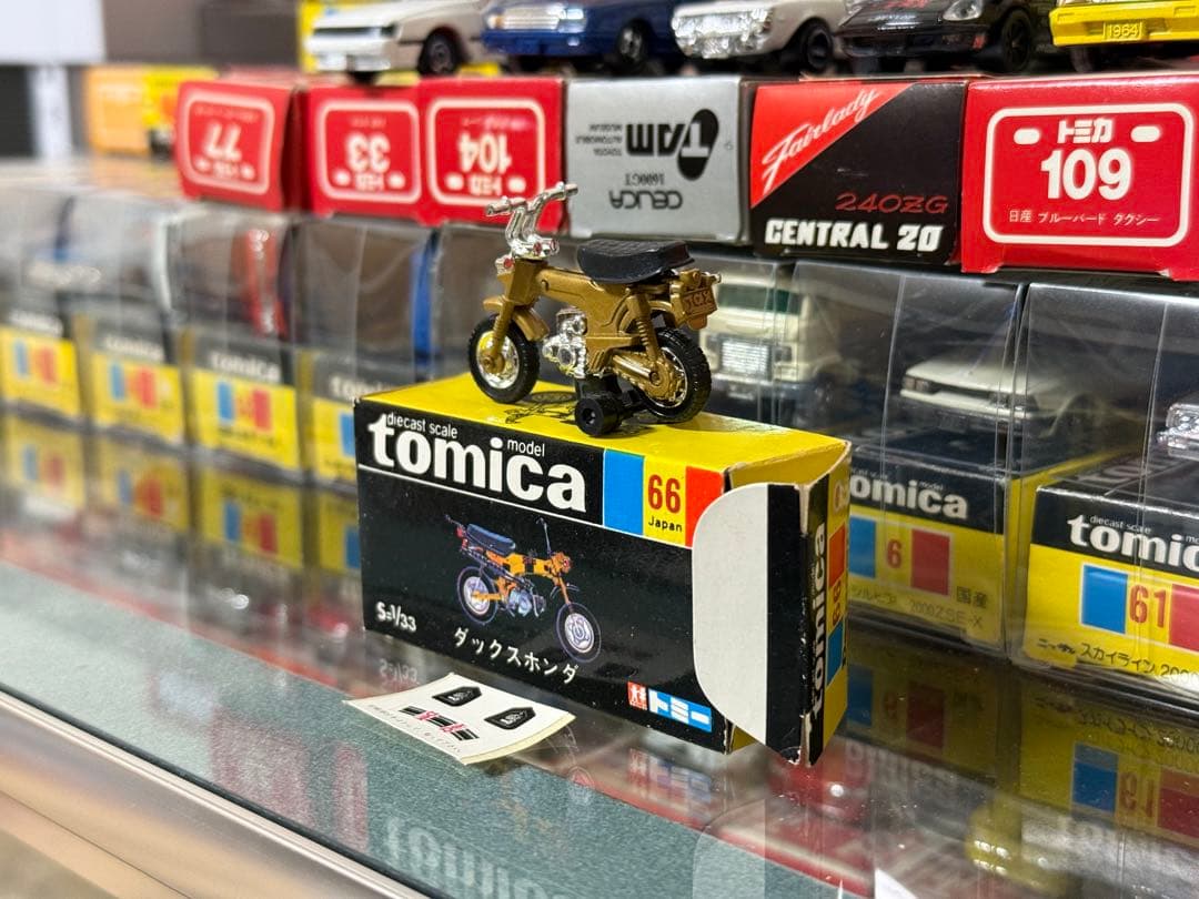 トミカ ダックス ホンダ 日本製 黒箱 色指定箱 シール未使用