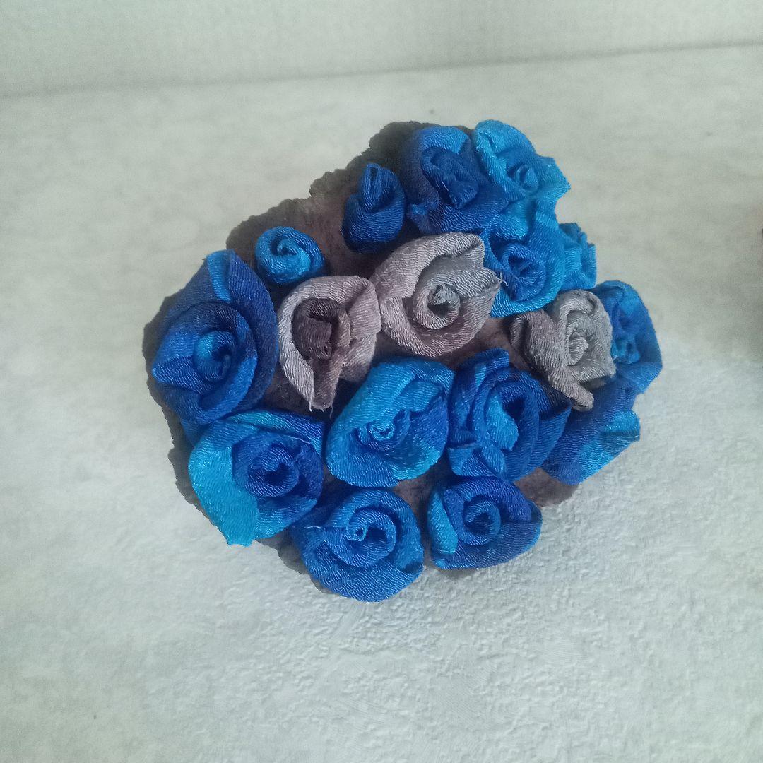 ハスの花托　ハスの実ちりめん細工