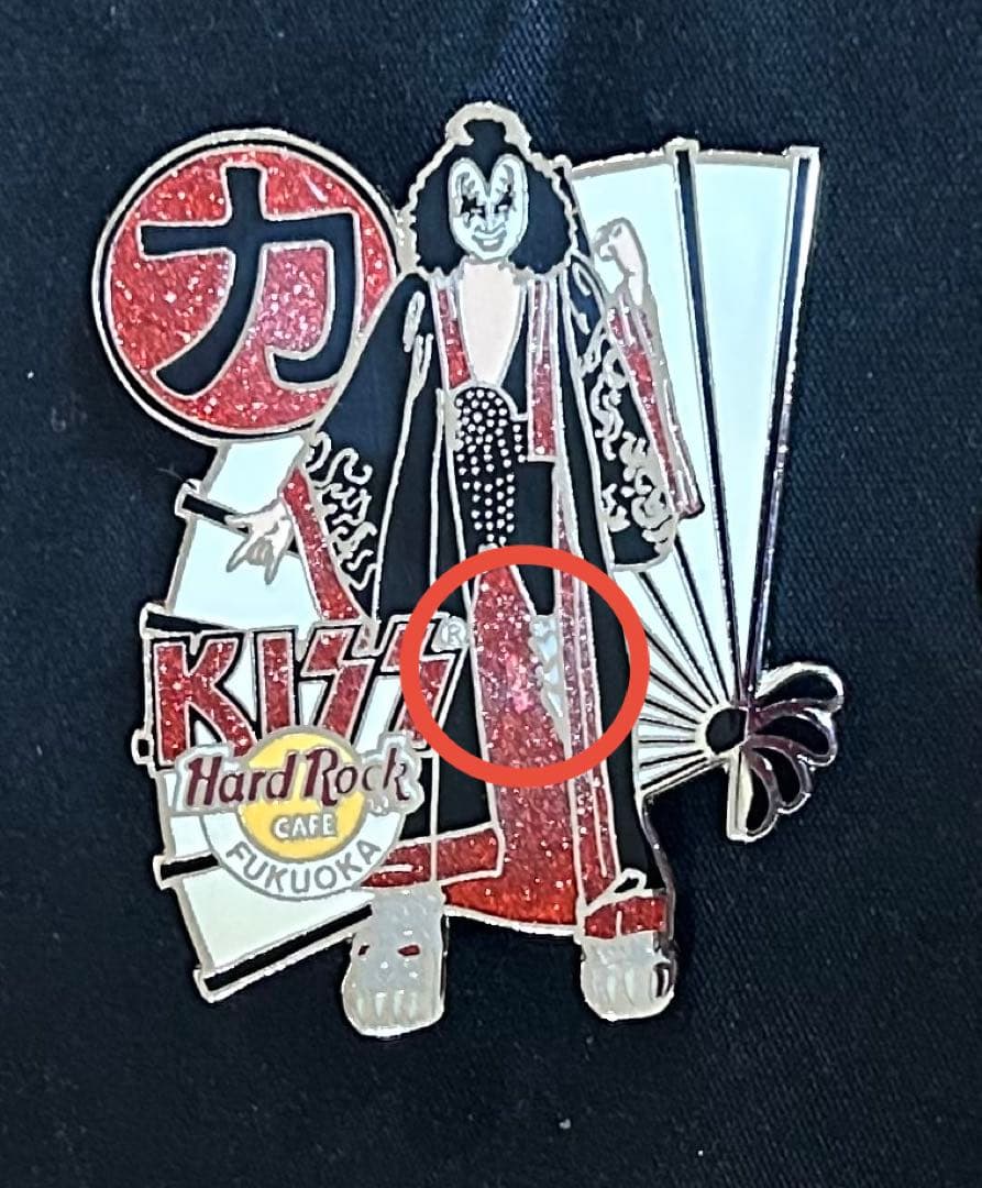 【未使用品】KISS ハードロックカフェ福岡 ピンバッジ3個セット