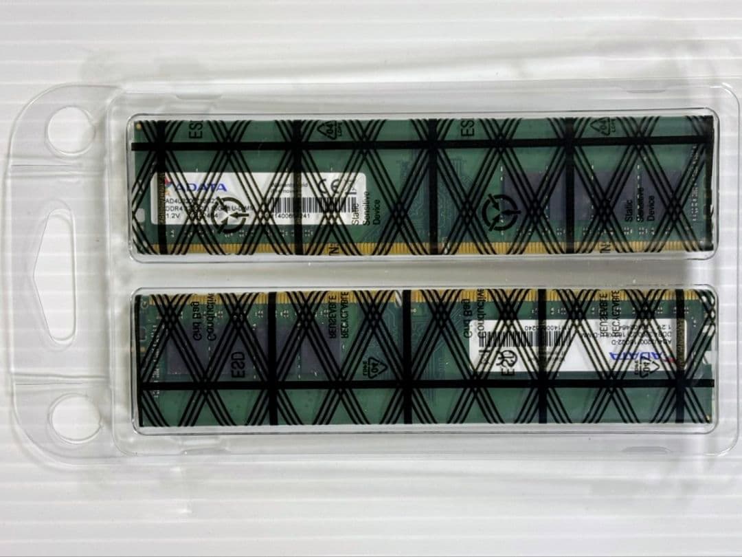 ADATA 32GBメモリ (16GBx2枚) DDR4 3200動作品