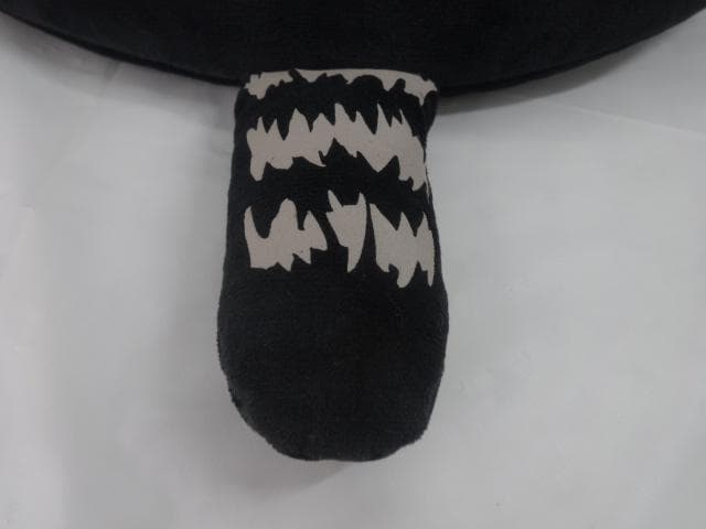 新品　ほっと猫クッション　座布団　耳付き　しっぽ　わちふぃーるど　ダヤン　猫