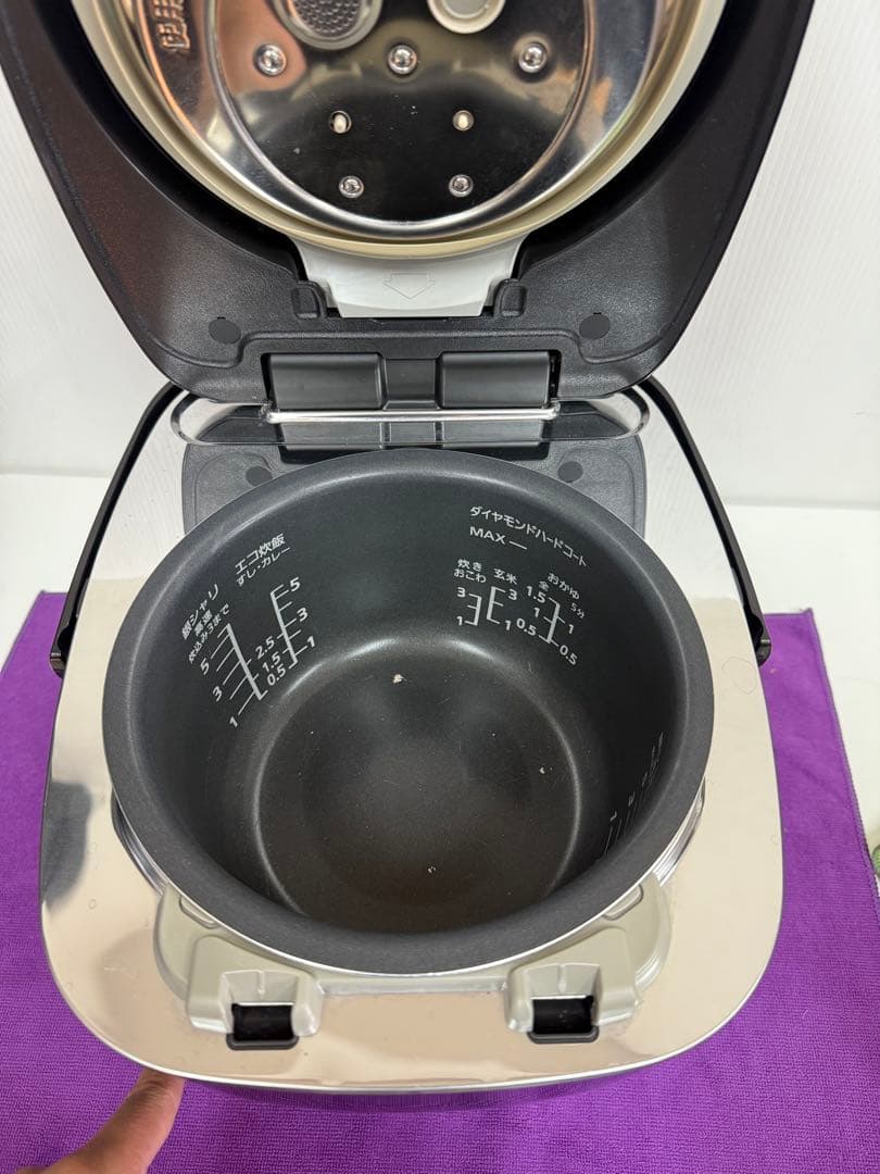 Panasonic スチームIHジャー炊飯器 SR-PA108 2019年製