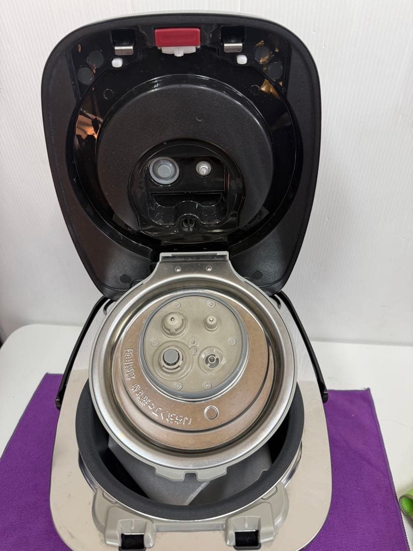 Panasonic スチームIHジャー炊飯器 SR-PA108 2019年製