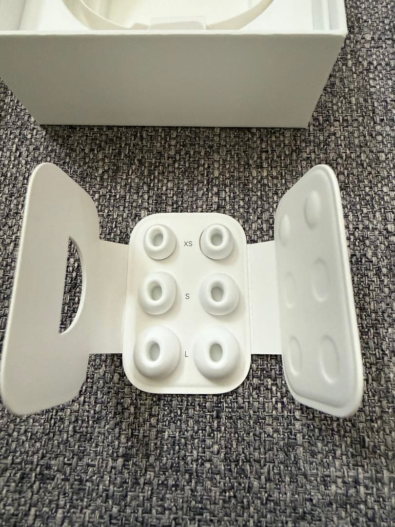 【美品】Apple AirPods Pro 2 USB-C MTJV3J/A