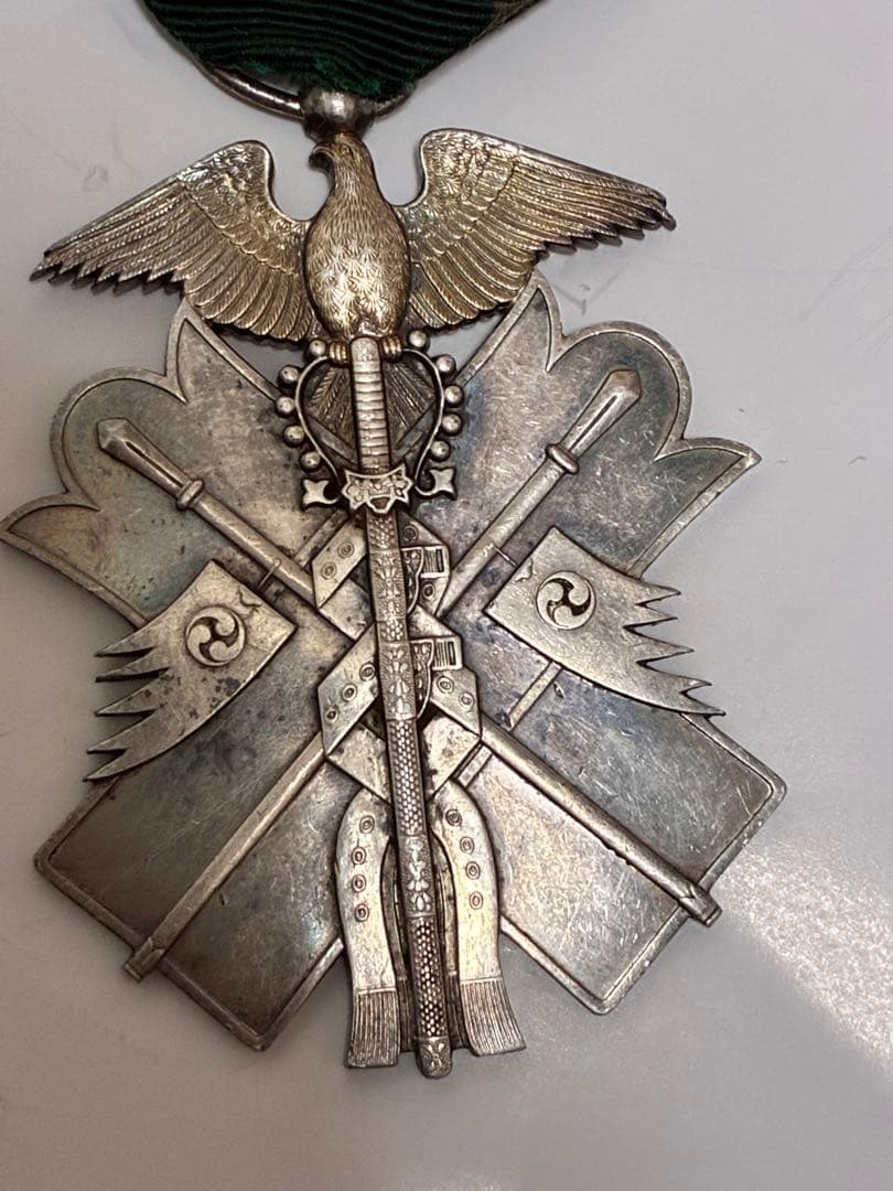 u*d様 旧日本軍 功七級金鵄勲章 当時物・帯付き・レア・希少品