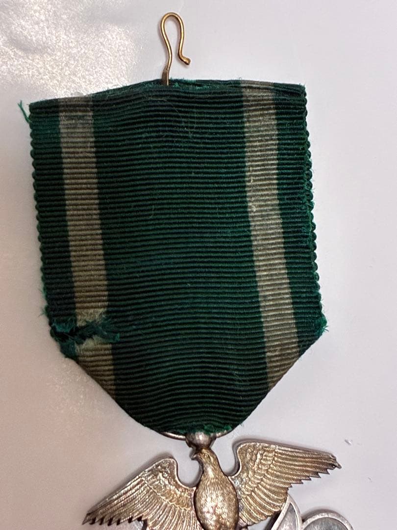 u*d様 旧日本軍 功七級金鵄勲章 当時物・帯付き・レア・希少品