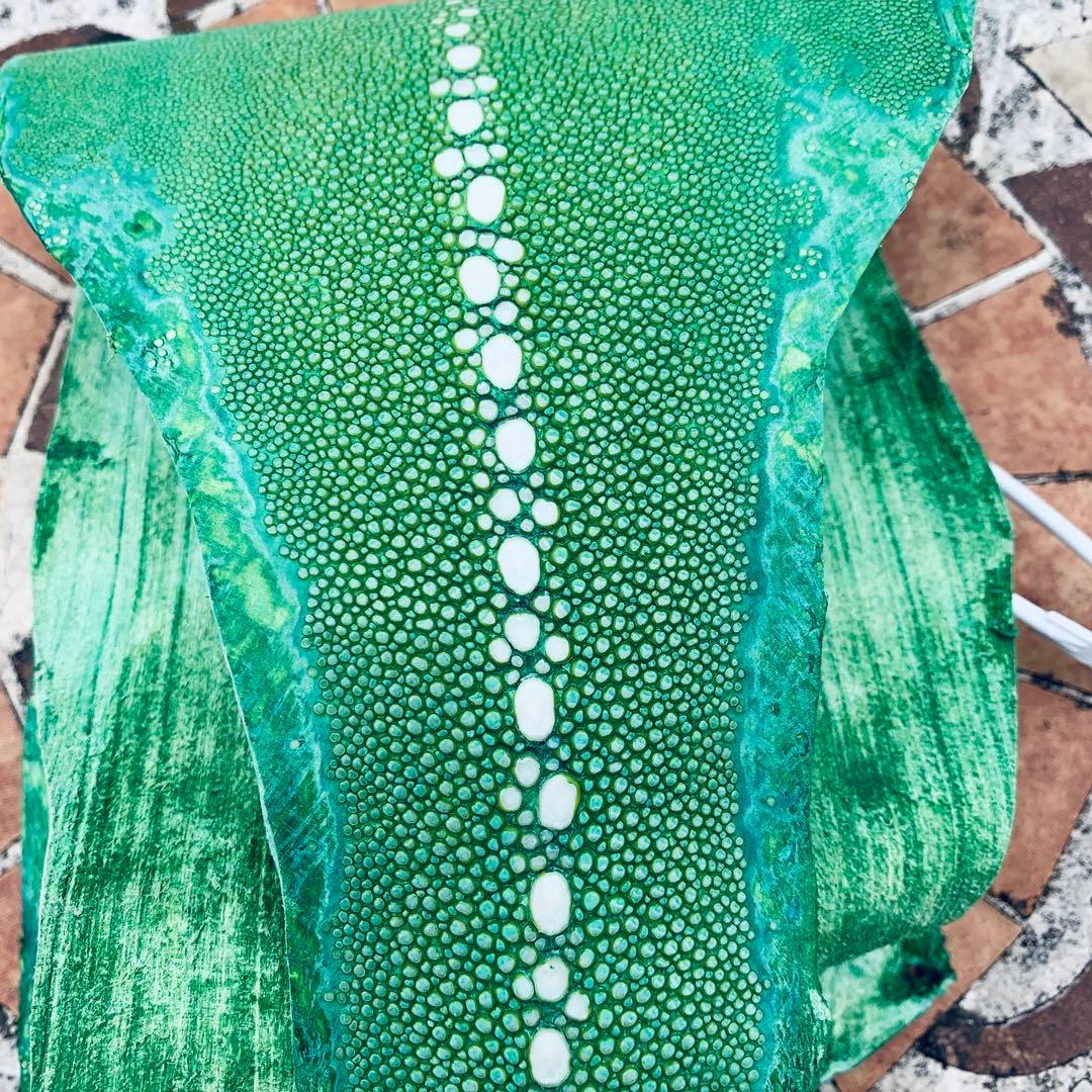 30 AA 連石 ローストーン エイ革 鮫革 スティングレイ スティングレー