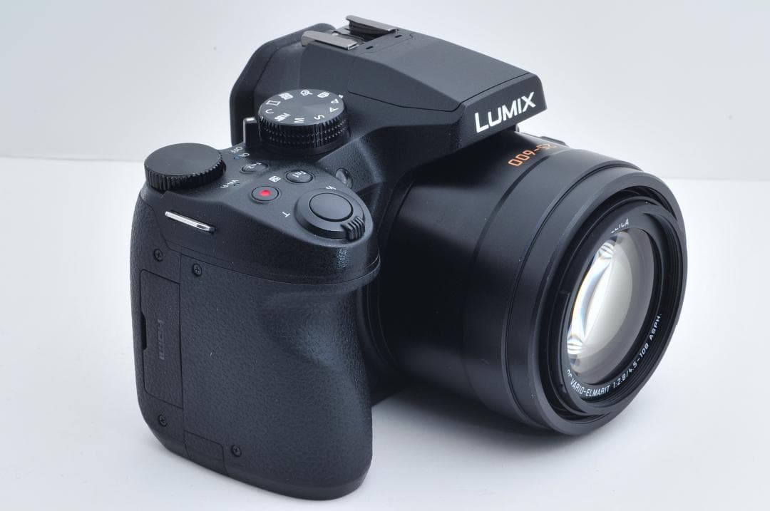 ■新品級■ パナソニック LUMIX DMC-FZ300