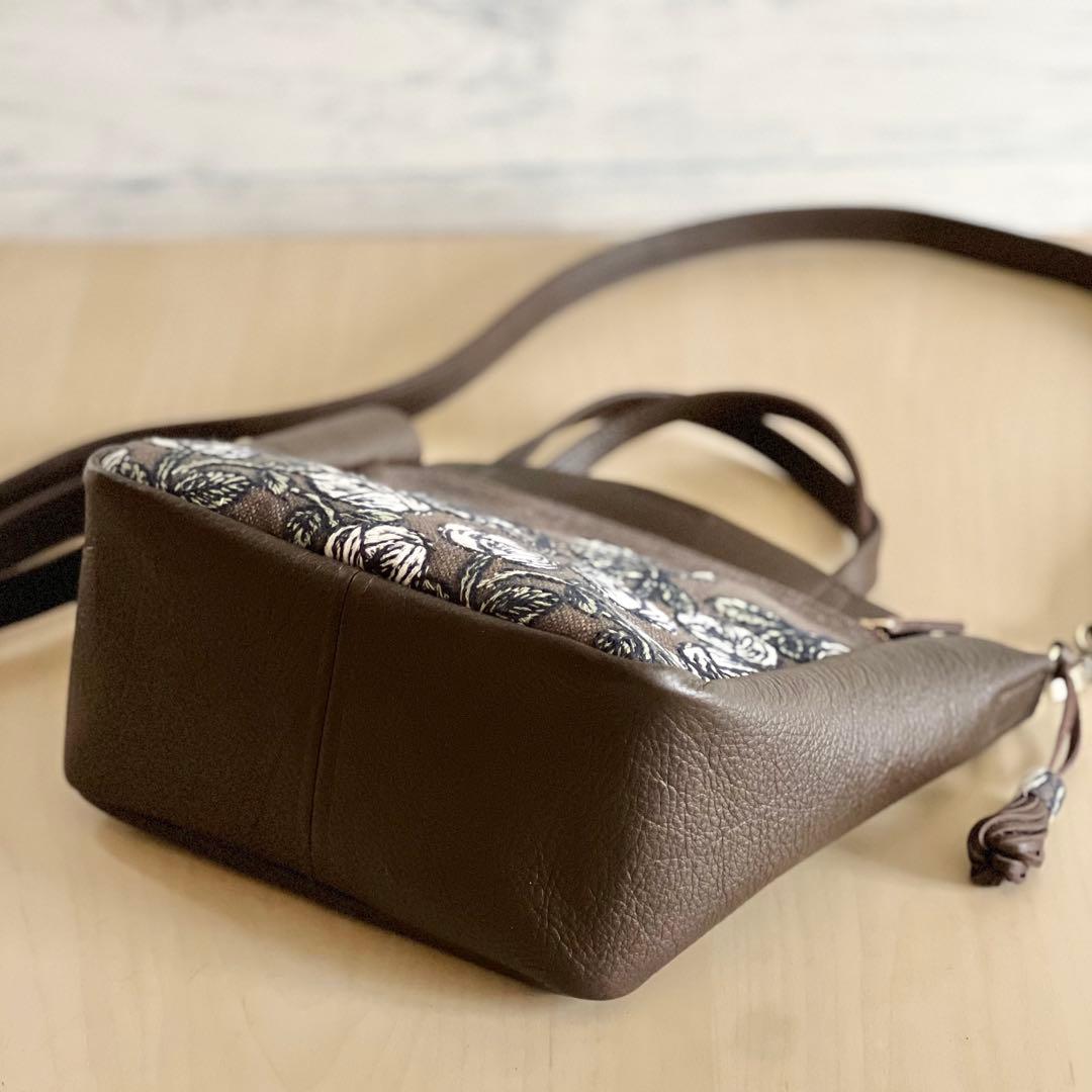 bellyの森様　オーダー用　トート型本革ショルダーバッグ