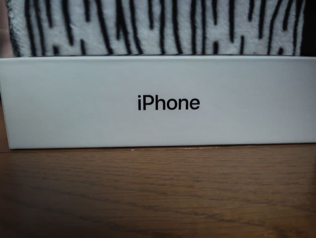 Apple iPhone 7 Plus ブラック 本体 128G