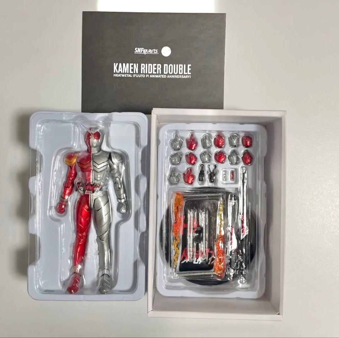 S.H.Figuarts(真骨彫製法)仮面ライダーW ヒートメタル ルナトリガー