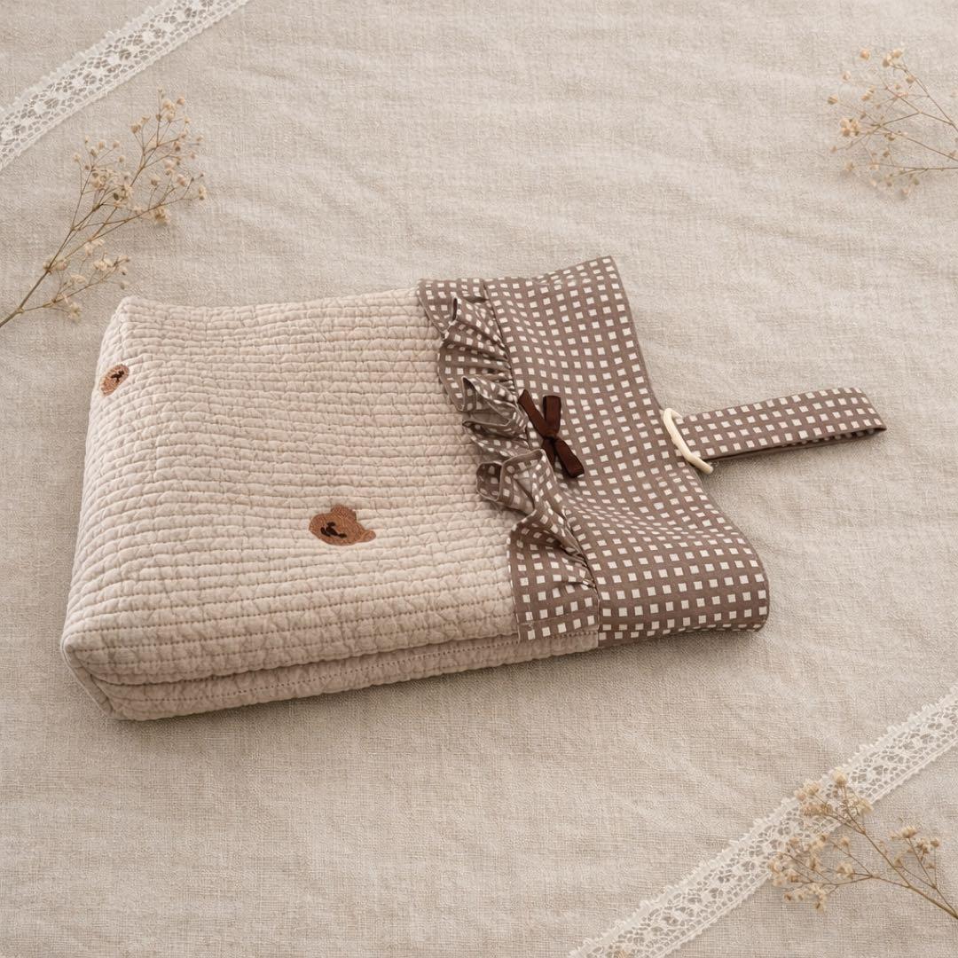 13【sample】上履き入れ　ヌビキルト　くま刺繍　ハンドメイド　入学入園