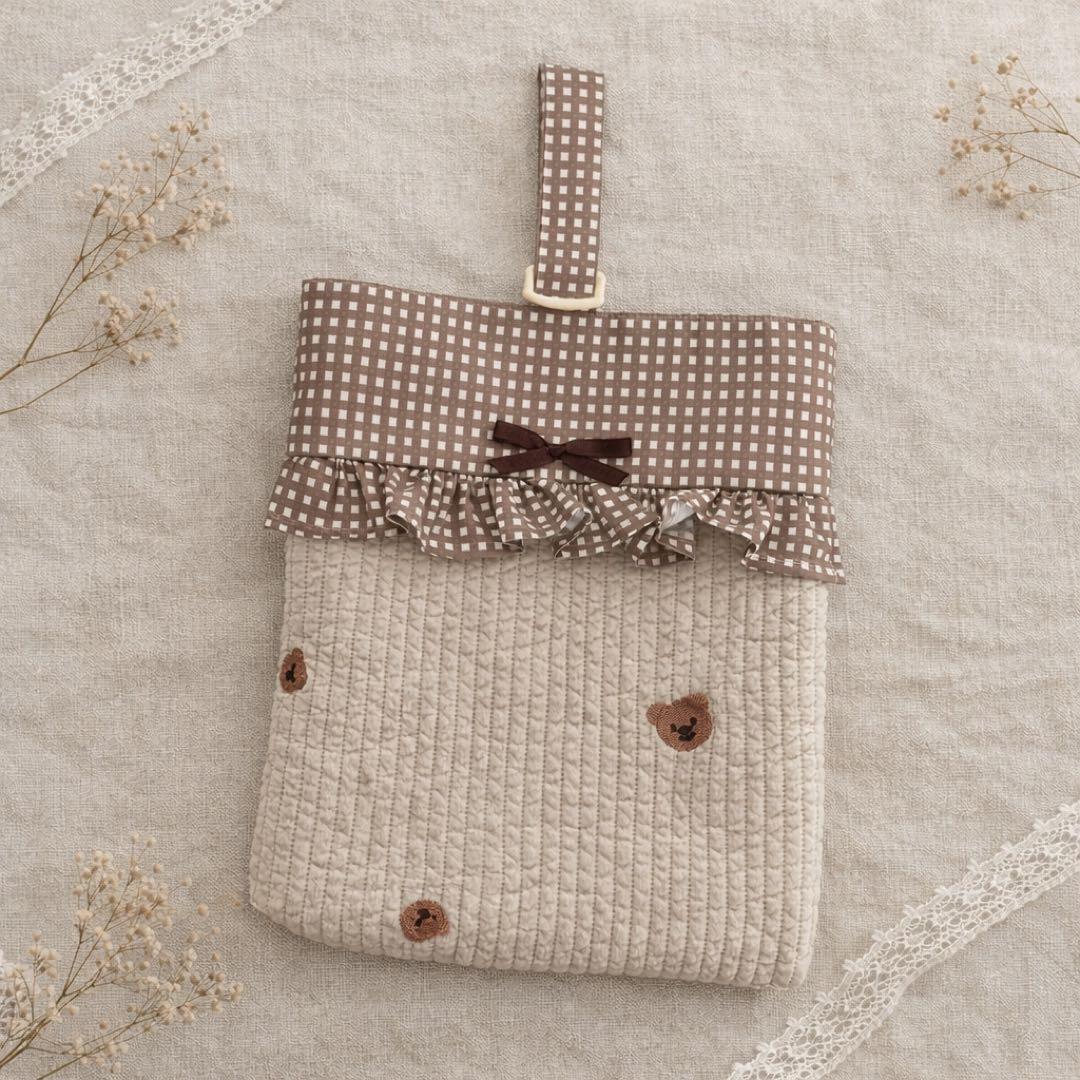 13【sample】上履き入れ　ヌビキルト　くま刺繍　ハンドメイド　入学入園