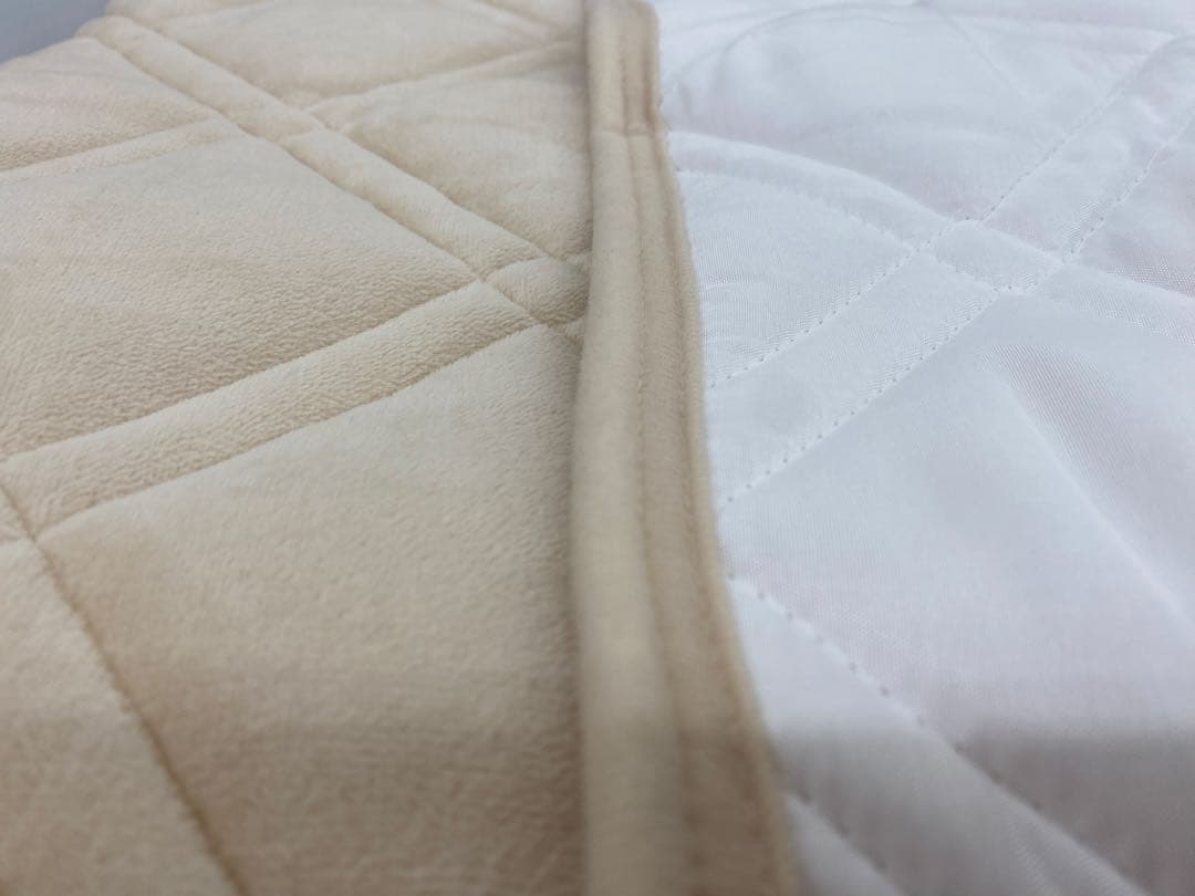 セミダブルサイズ・ロマンス　綿１００%敷きパッド・吸湿発熱素材使用・洗濯OK