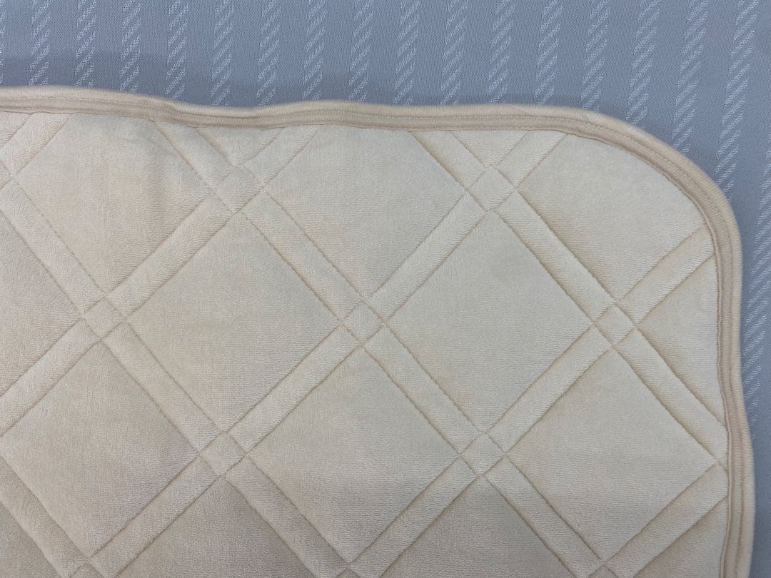 セミダブルサイズ・ロマンス　綿１００%敷きパッド・吸湿発熱素材使用・洗濯OK