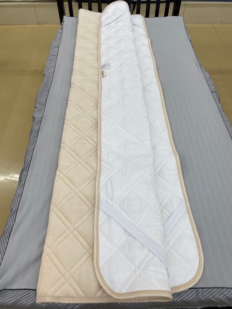 セミダブルサイズ・ロマンス　綿１００%敷きパッド・吸湿発熱素材使用・洗濯OK