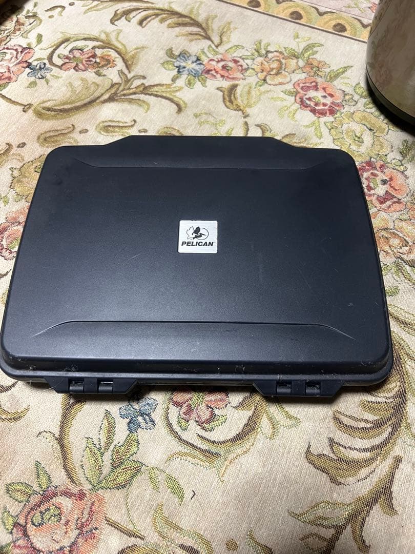 ペリカンpelican 1075 タブレットケース