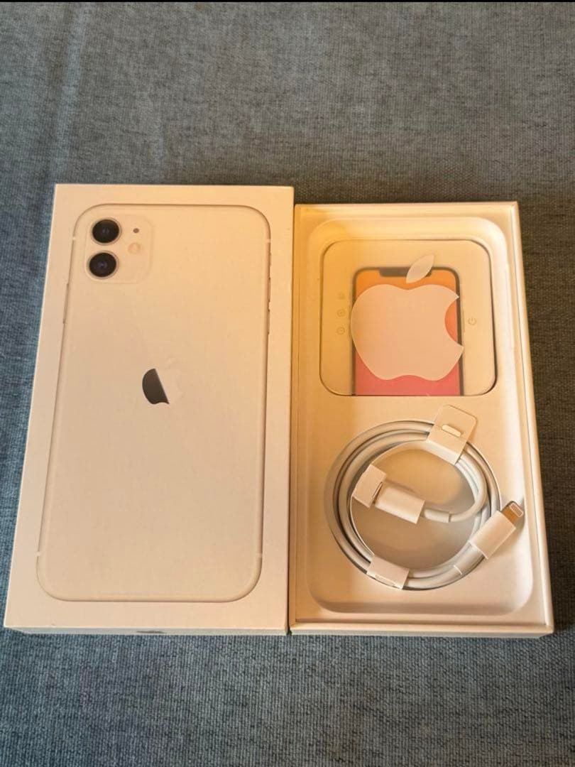 Apple iPhone 11 ホワイト