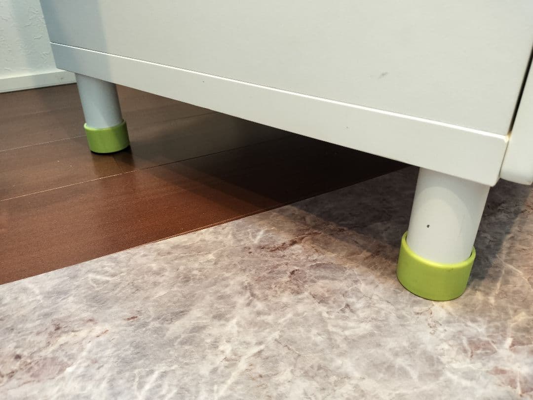 送料込:美品★IKEAイケアStuvaMaladキッズワードローブ※引取は割引